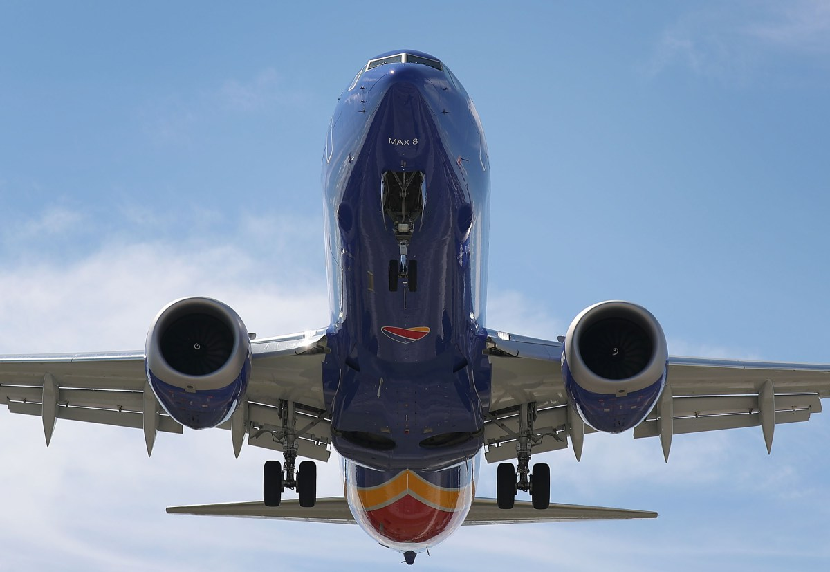 Airlines Eye Record Revenue Despite Thin Margins and Dynamic Pricing Challenges