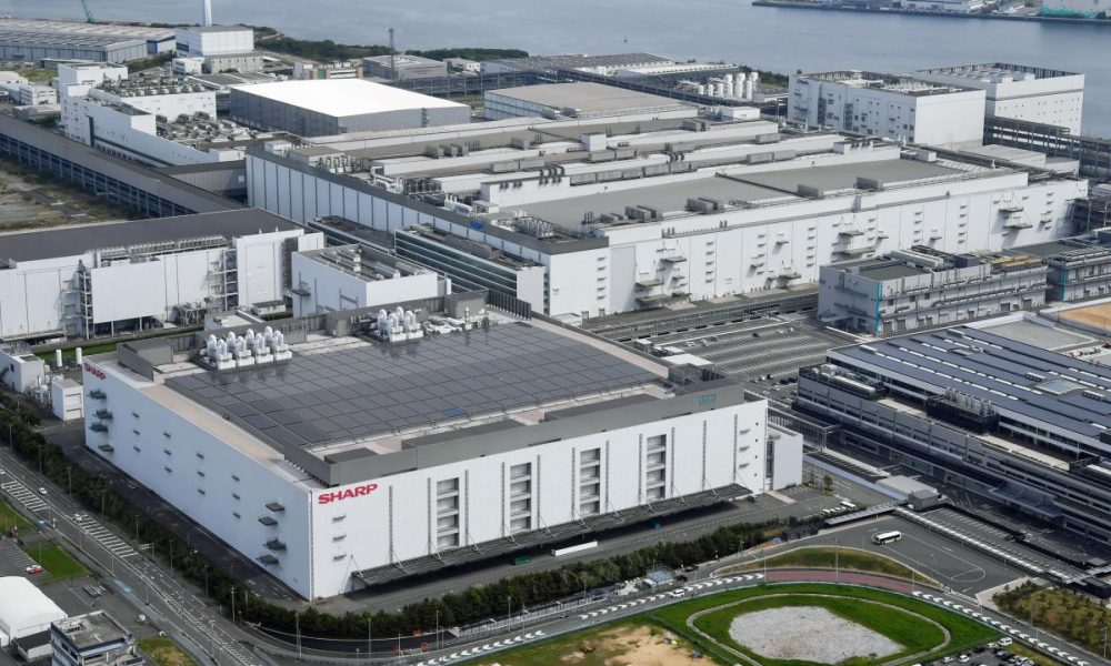 Sharp’s Shift – From LCDs to AI Data Centers in Japan