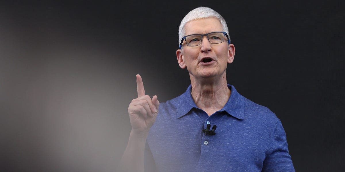 Apple’s AI Revolution – Less iPhone Time Ahead?