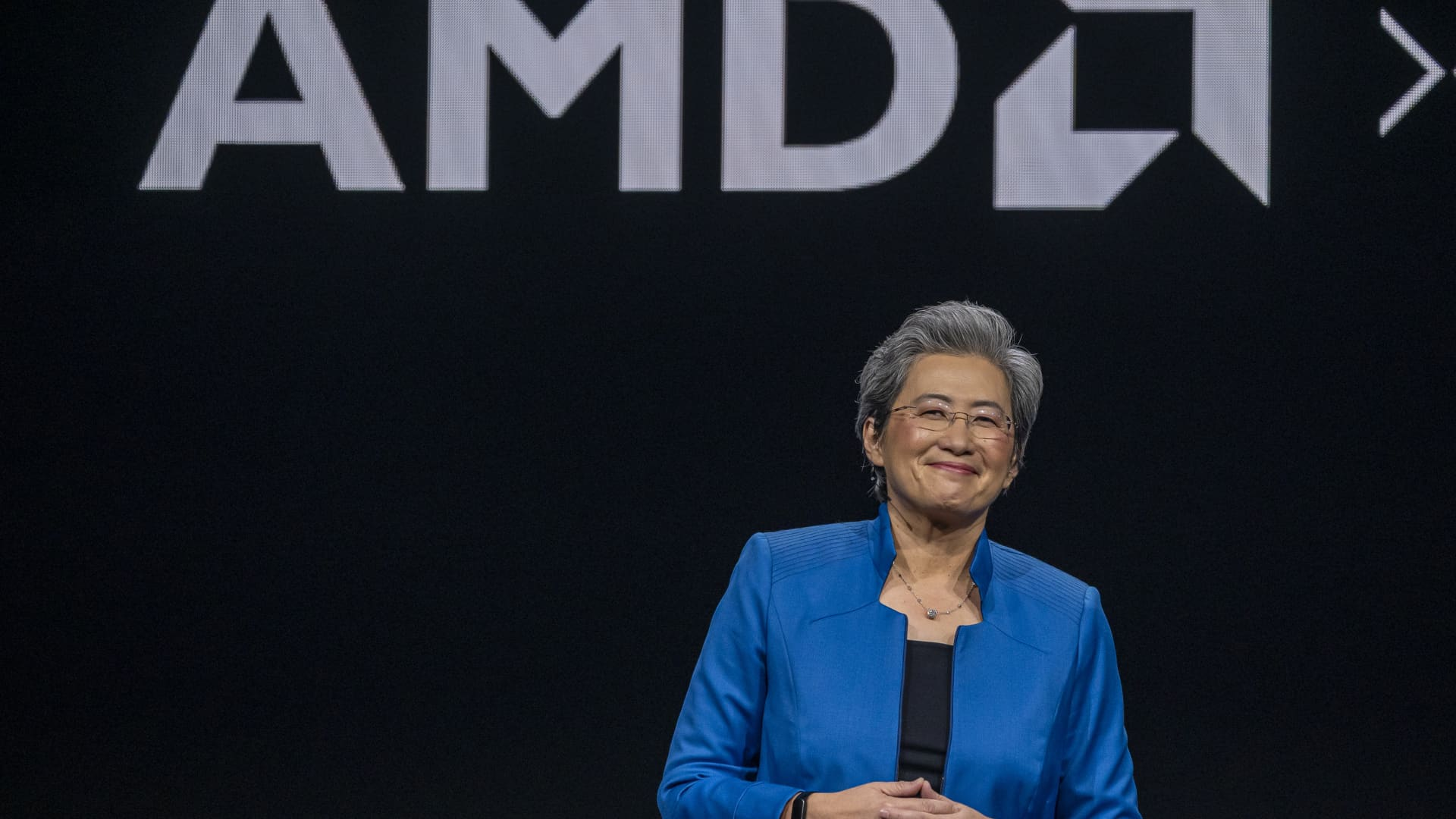 AMD Unveils Game-Changing AI Chips to Outpace Rivals