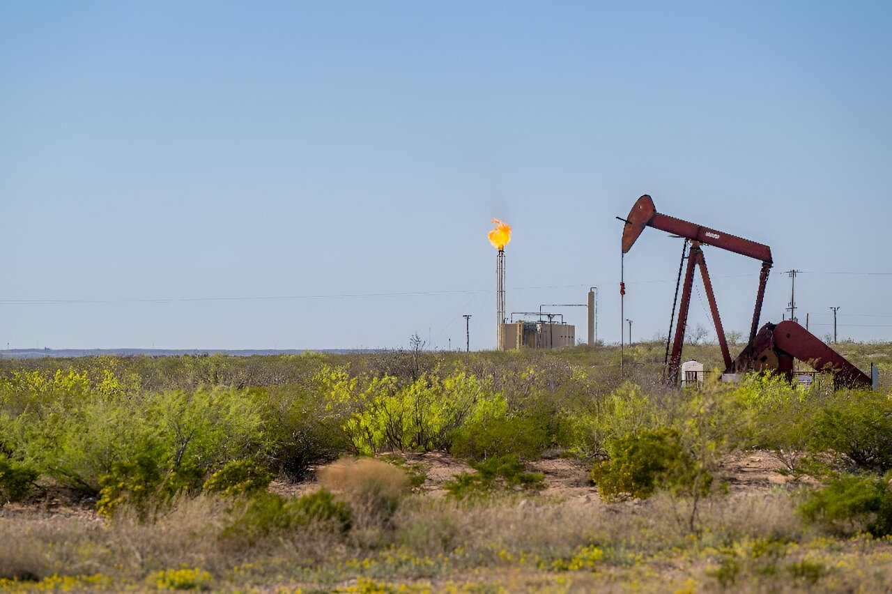 Oil and Gas Industry Bets on Gen AI