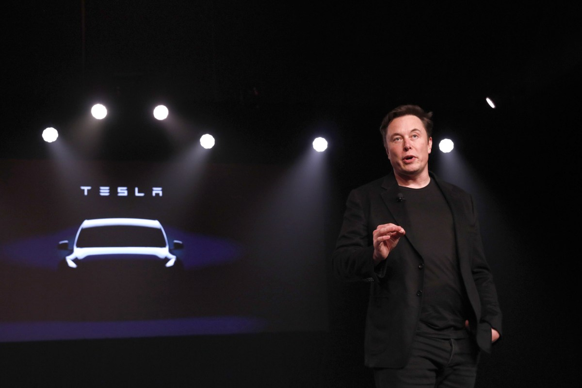 Elon Musk Faces Lawsuit Over Diverting Tesla Resources to xAI
