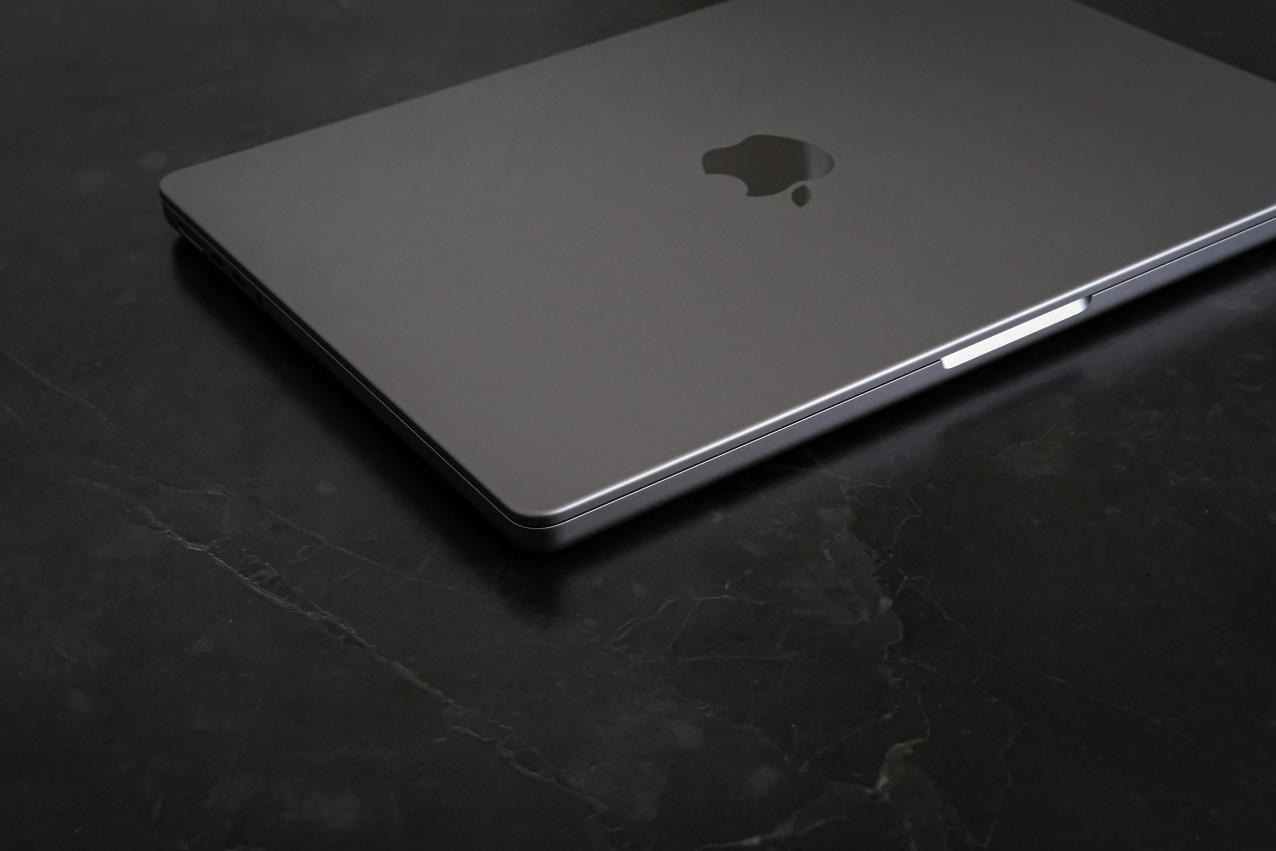 Apple Leads PC Market Recovery with 20.8% Growth in Q2 2024