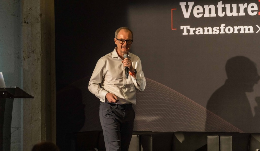 AI Adoption – Overcoming Digital Boundaries and Bad Data