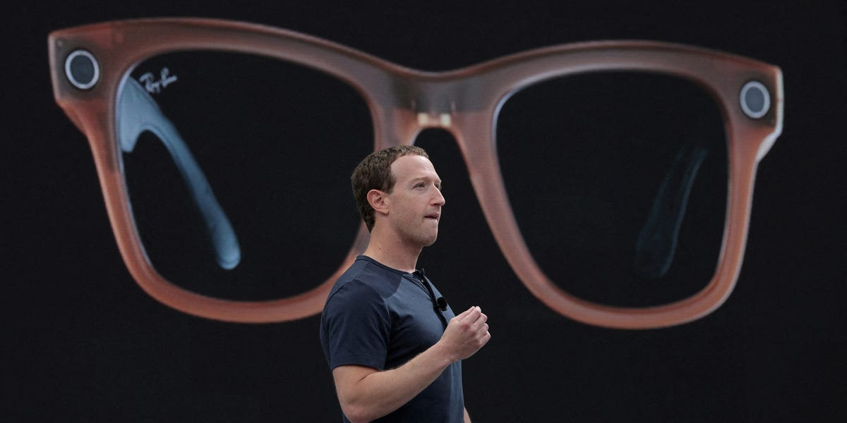 AI-Powered Smart Glasses – The Future of Wearable Tech