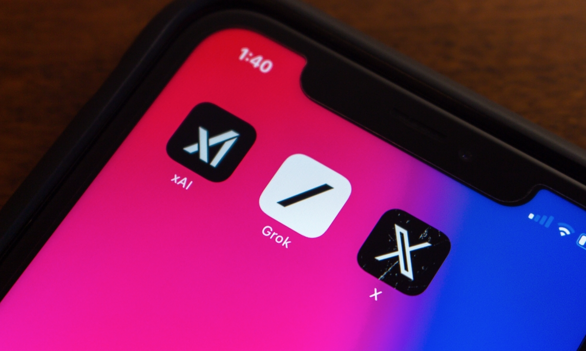 Musk Polls Users on Tesla’s Potential $5B Investment in xAI