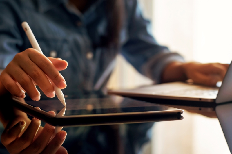 AI Optimism Grows Among Professionals, New Podcast Reveals