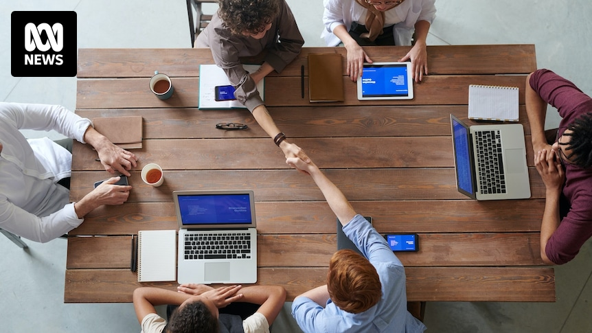 AI Takes Center Stage in Meetings – A Game Changer or Threat to Human Interaction?