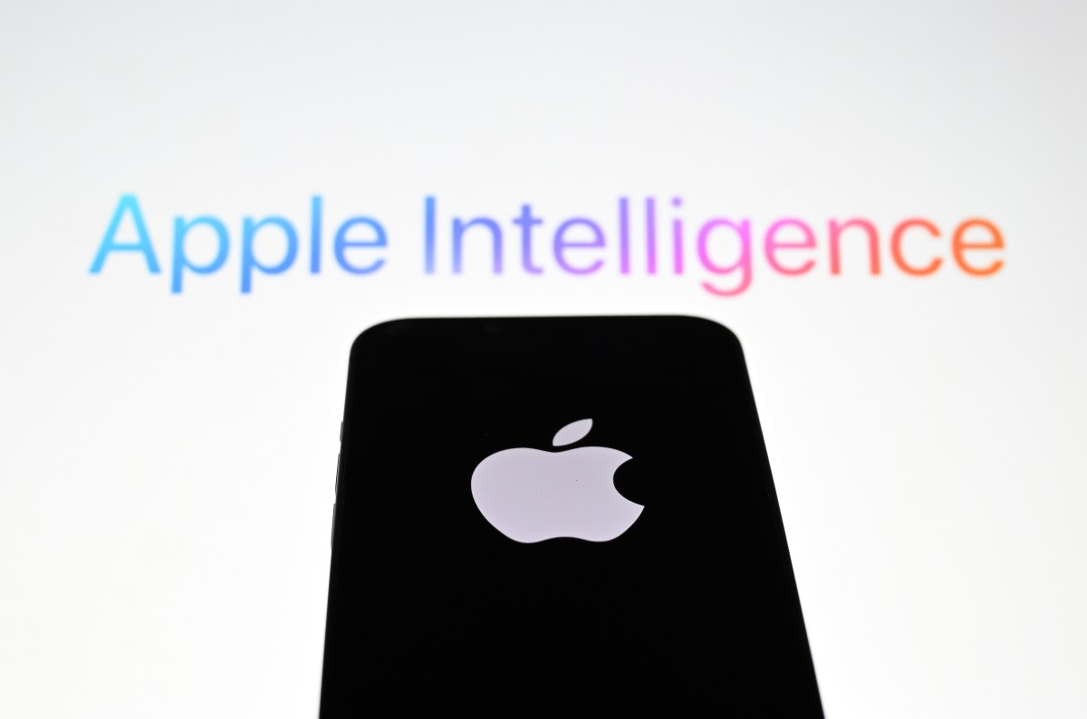 Apple Intelligence Warns Users About Certain Content