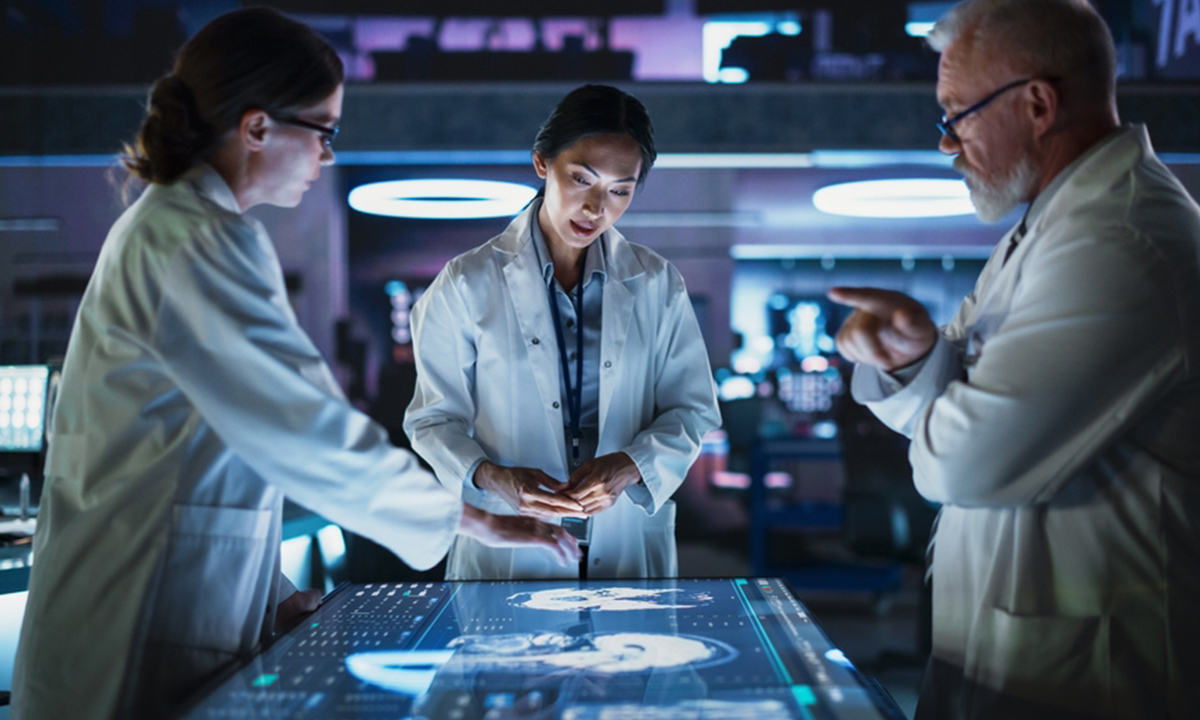 AI Revolutionizes Healthcare – Investments and Partnerships Surge