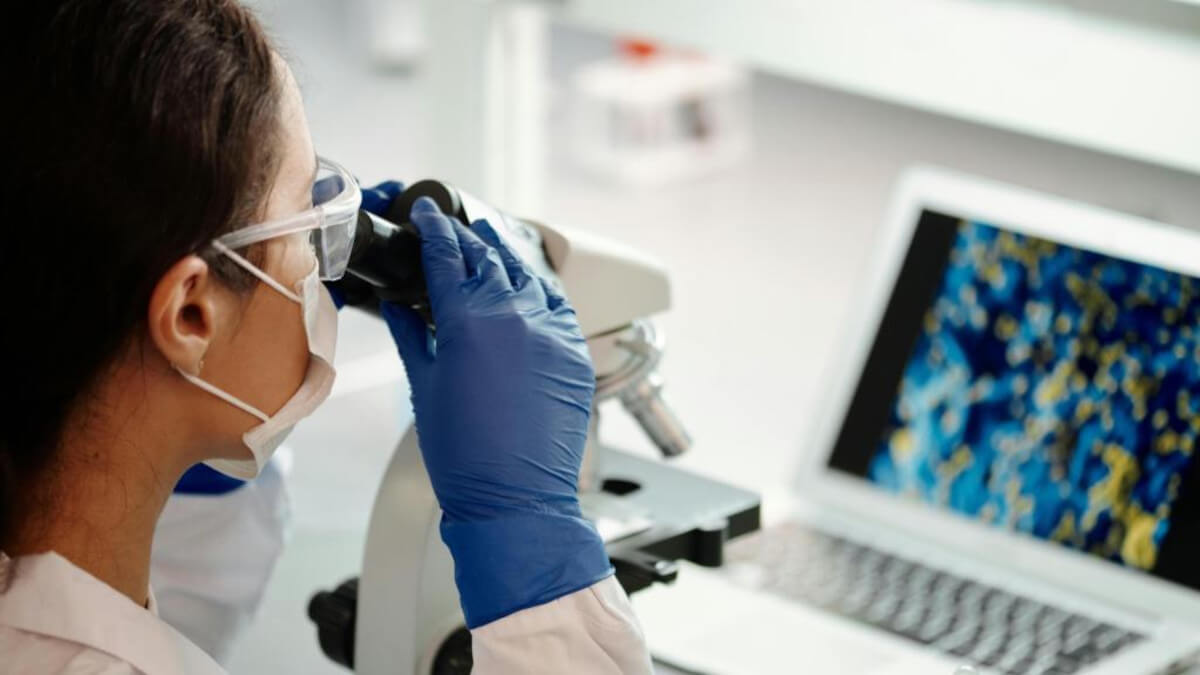 AI Revolutionizing Biomedicine – Opportunities and Challenges Ahead