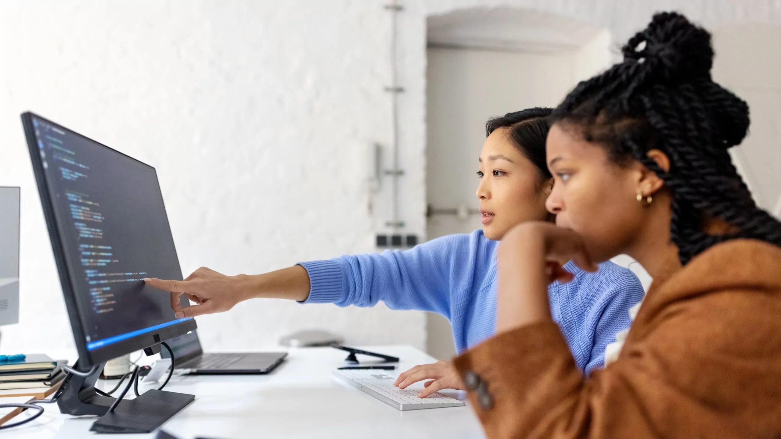 Generative AI Revolutionizes Mainframe Application Modernization