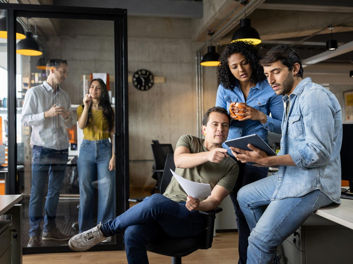 Unlocking Startup Success with Generative AI and New Regulations