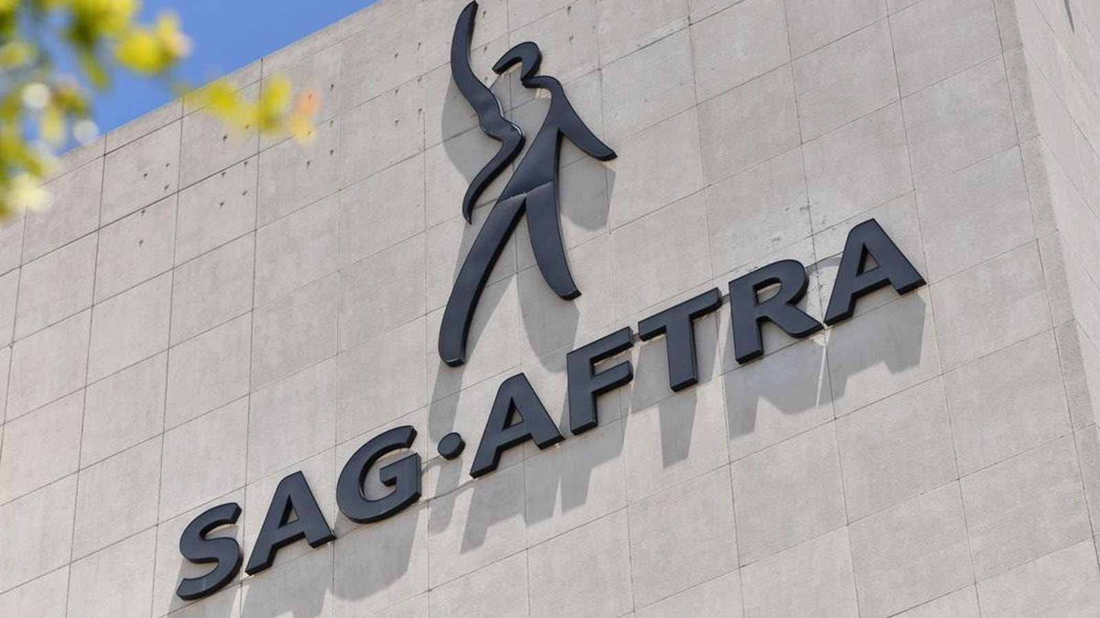 Hollywood Actors Union Embraces AI Voice Replication Deal