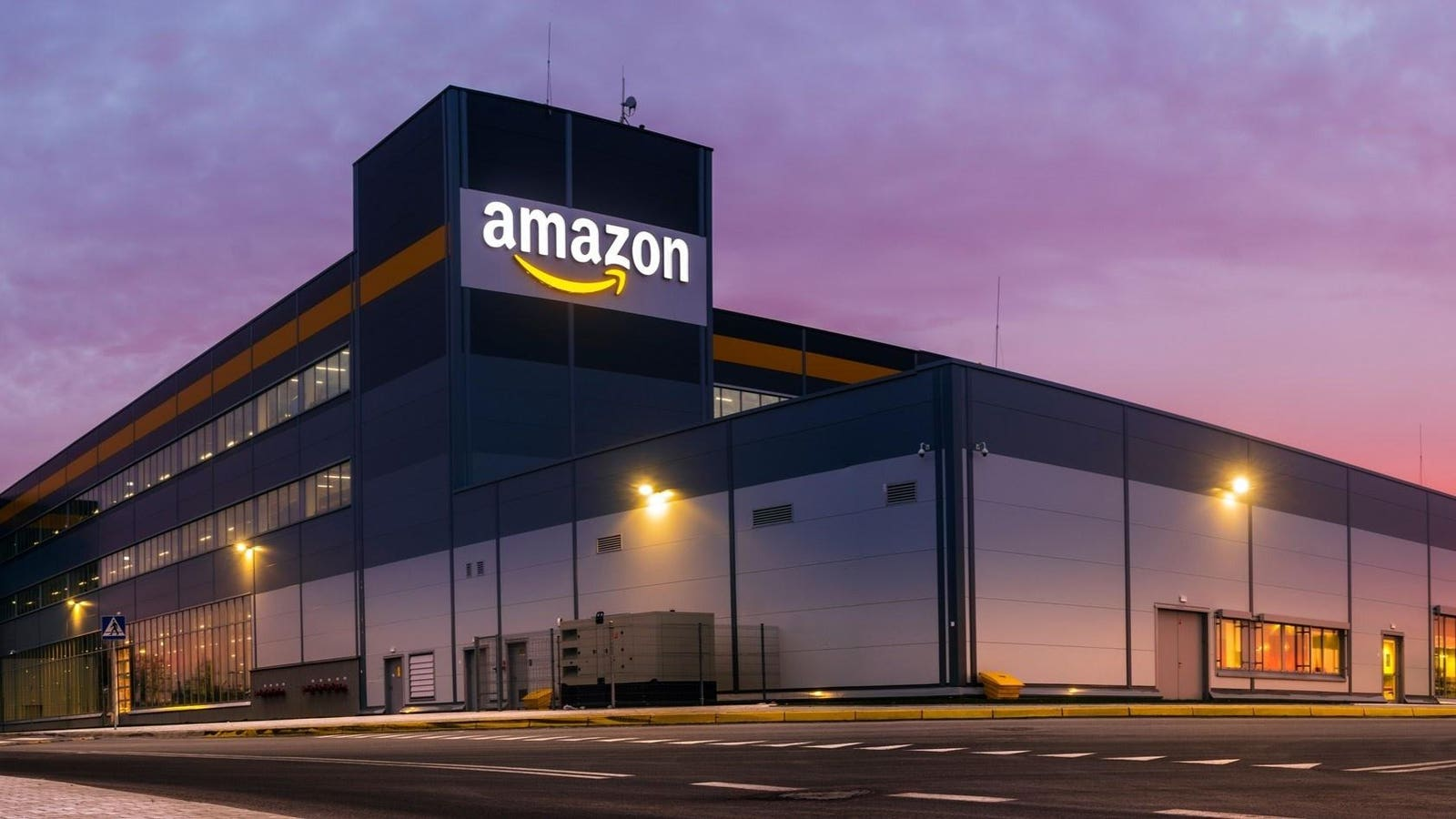 Amazon’s AI Robots – Revolutionizing E-Commerce and Human Jobs