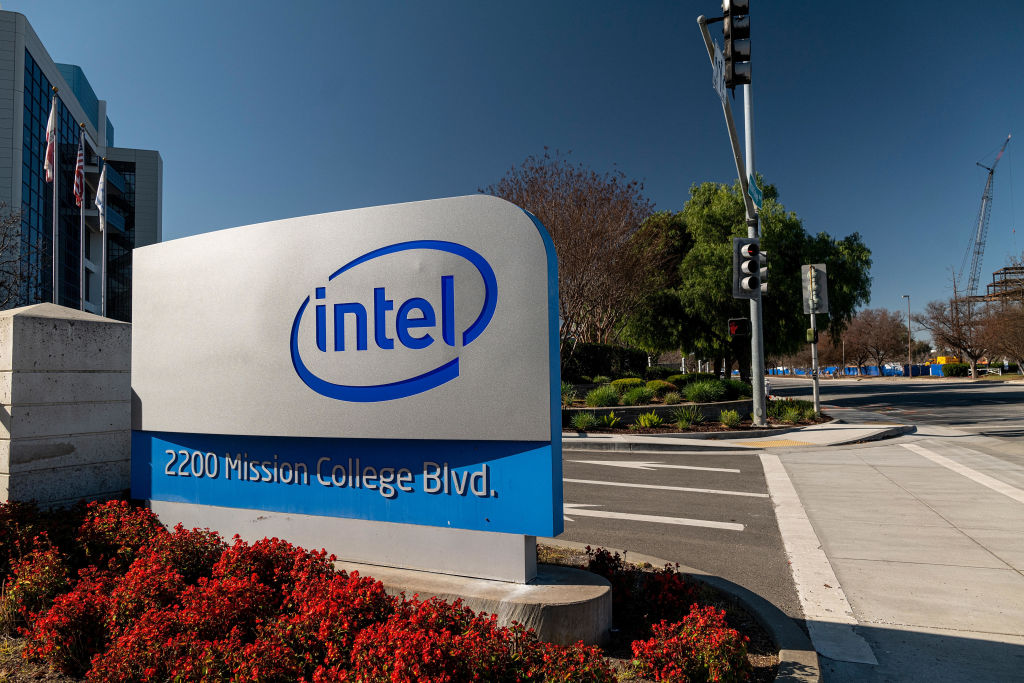 Intel’s Bold Moves – Foundry Changes and a Major AI Deal