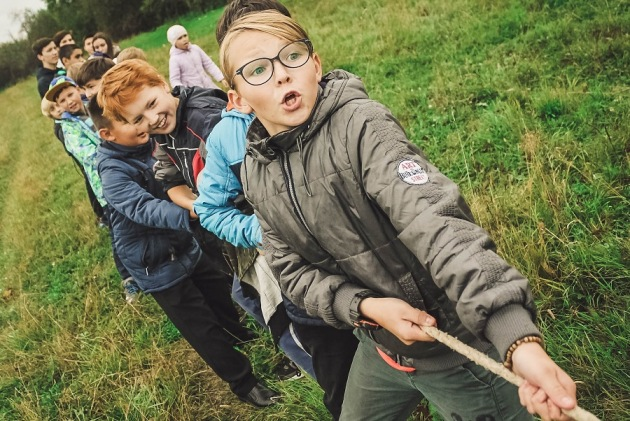 Brands Seek Control Over AI Use in Advertising Contracts