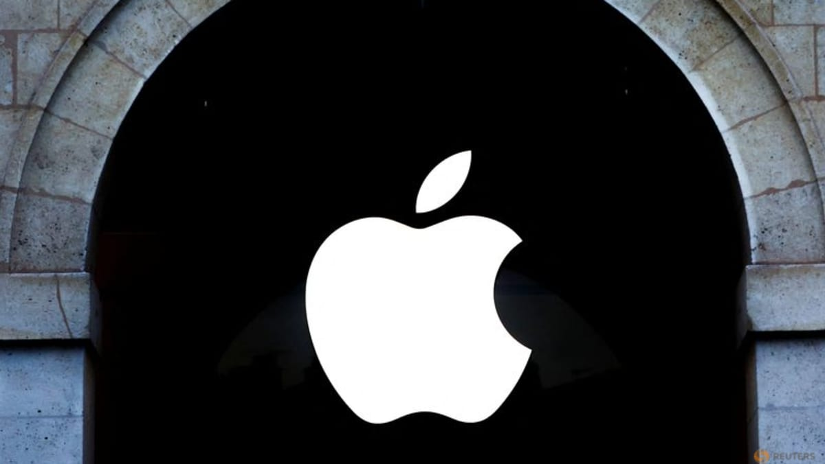 Apple Steps Back from OpenAI’s Major Funding Round