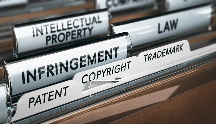 Navigating AI Regulations – A Call for Transparency in IP Protection