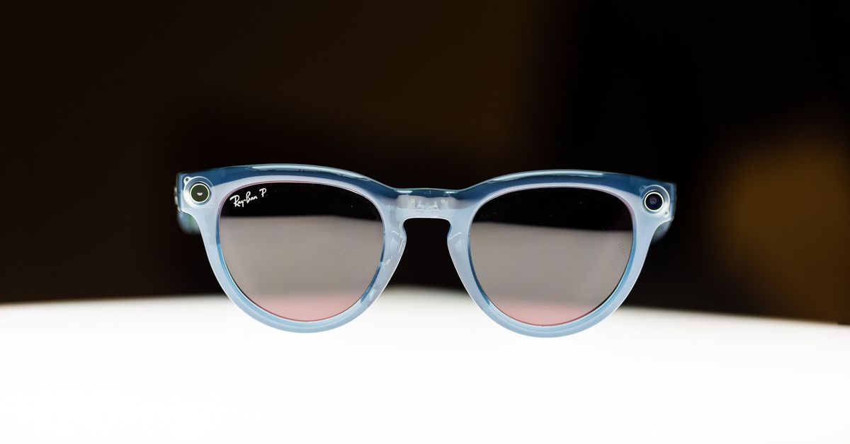 AI Wearables Face Challenges, Ray-Ban Meta Glasses Show Promise