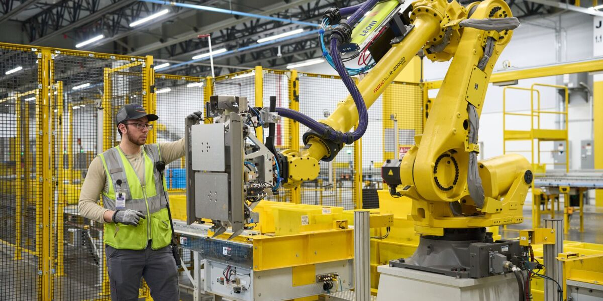 Amazon’s AI Talent Grab: Covariant Founders Join Tech Giant