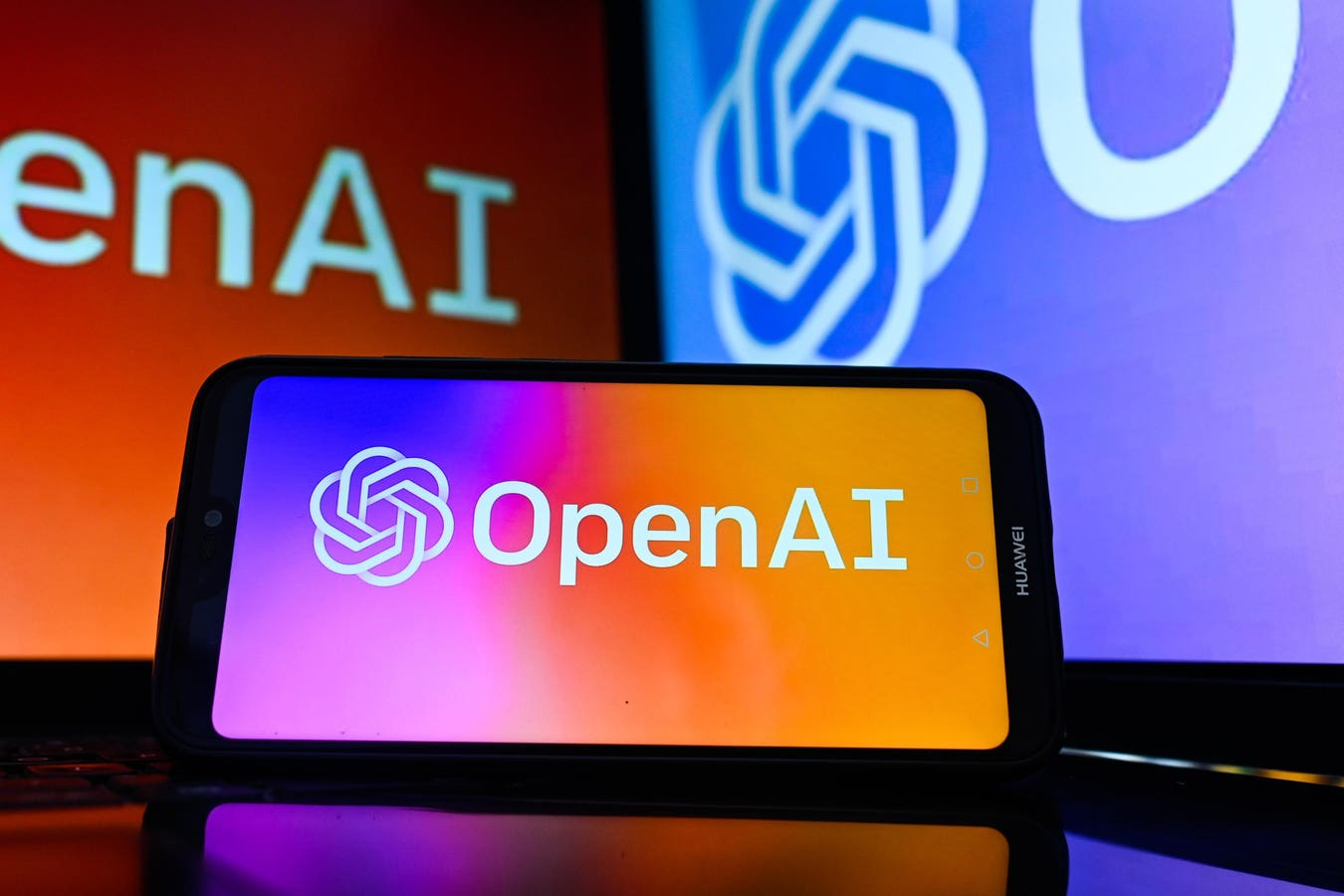 OpenAI Fixes ChatGPT Glitch Amid Surge in AI Investments