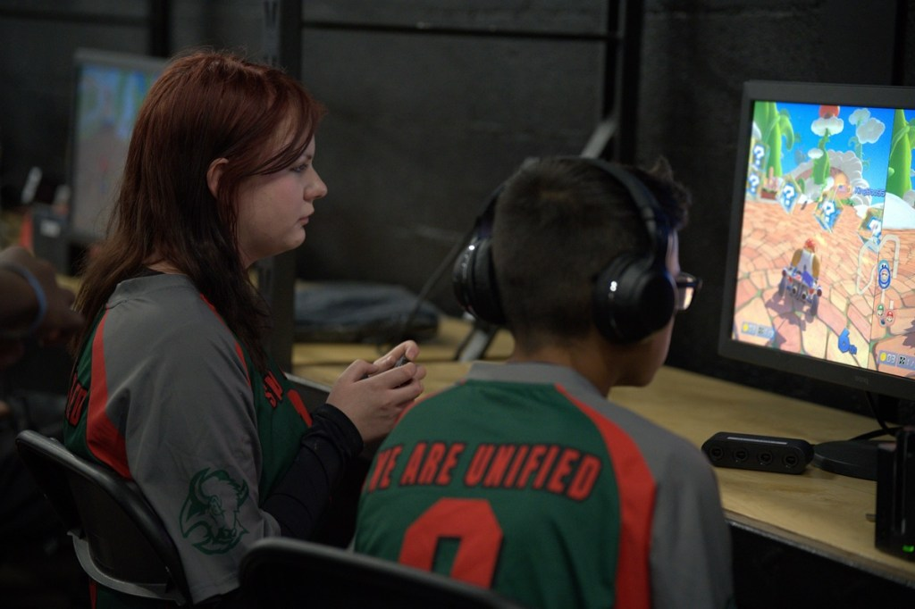 PlayVS Partners with Omnic.AI to Revolutionize Esports Training