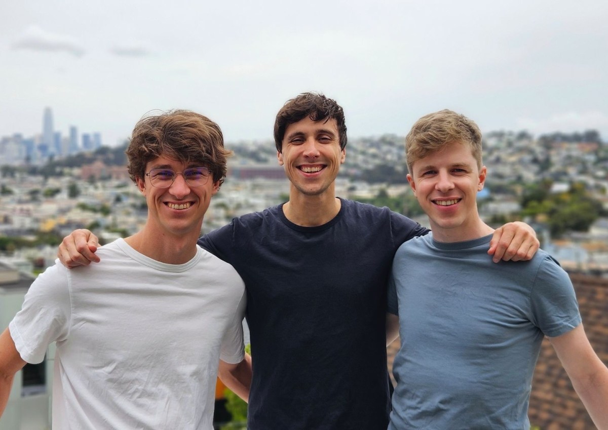 Revolutionizing Hospital Reporting – Pharos’ AI Solution