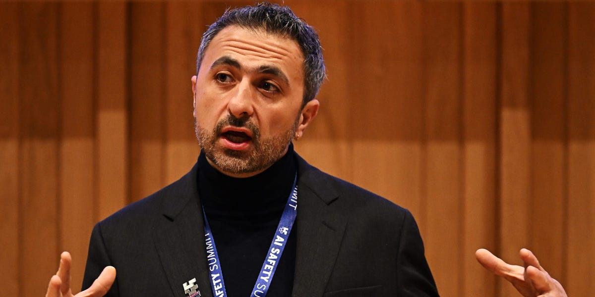 Microsoft and OpenAI – A Sibling Rivalry in AI Innovation