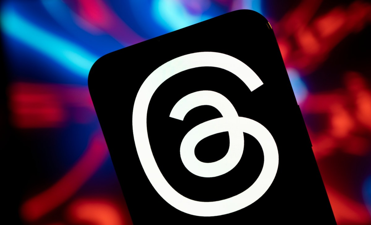 Bluesky Surges as Threads Enhances Features to Compete