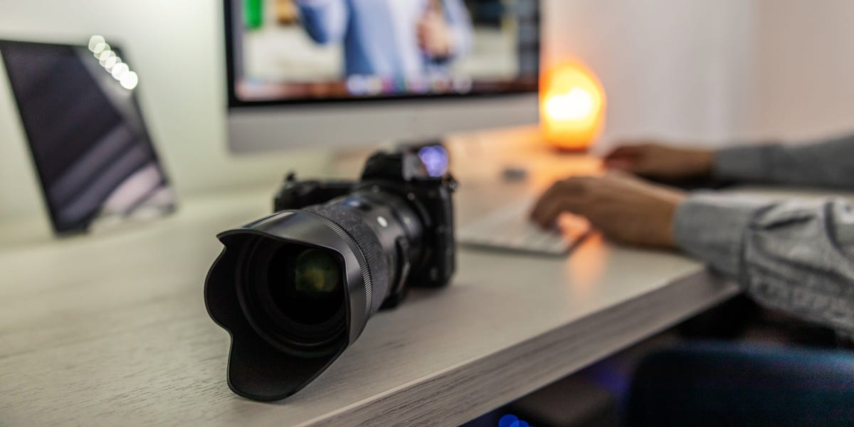 Shutterstock’s Bold Move into Generative AI – A $104 Million Success