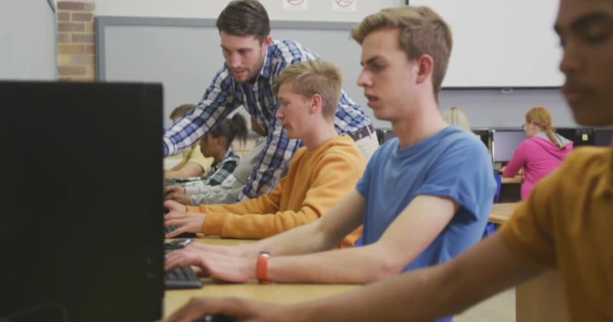 De Pere School District Embraces AI to Enhance Student Writing