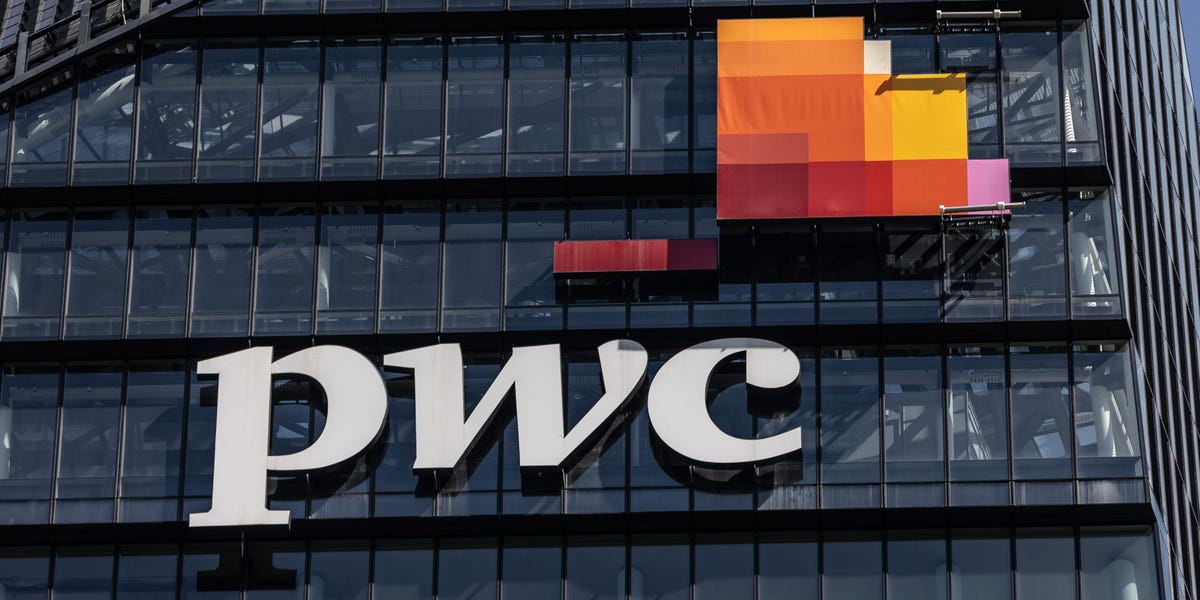 PwC’s Innovative Approach to Generative AI Training