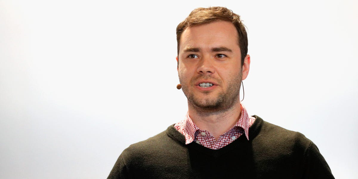 AI Enhancements Could Revolutionize E-Book Reading Experiences