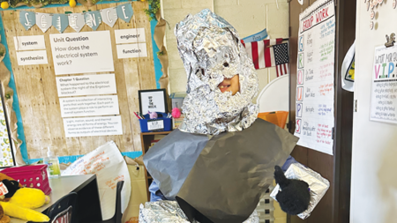 Innovative AI Playwriting by Elementary Students Takes Center Stage