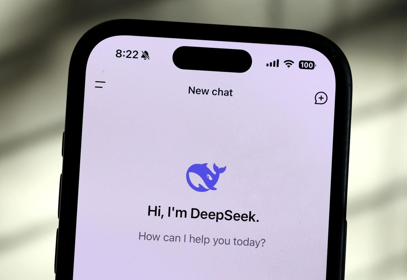 Chinese AI Startup DeepSeek Disrupts U.S. Market with Innovative LLM