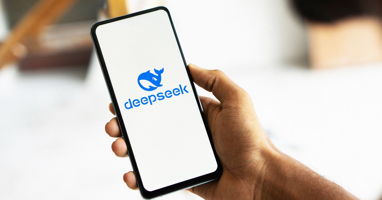 DeepSeek – China’s AI Startup Disrupts the Industry with Open Source Model