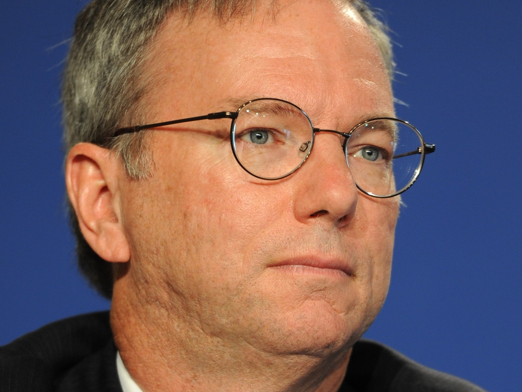 Warnings on AI Misuse – Eric Schmidt Highlights Extreme Risks Ahead