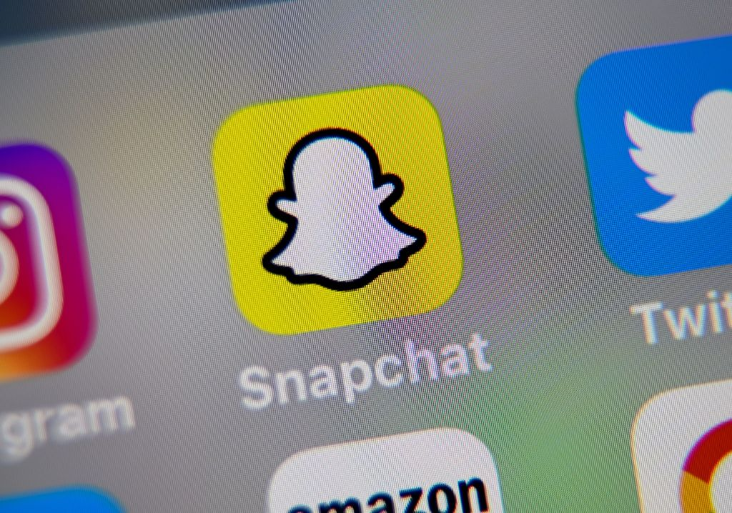 Snapchat Boosts Subscription Service with New AI Features