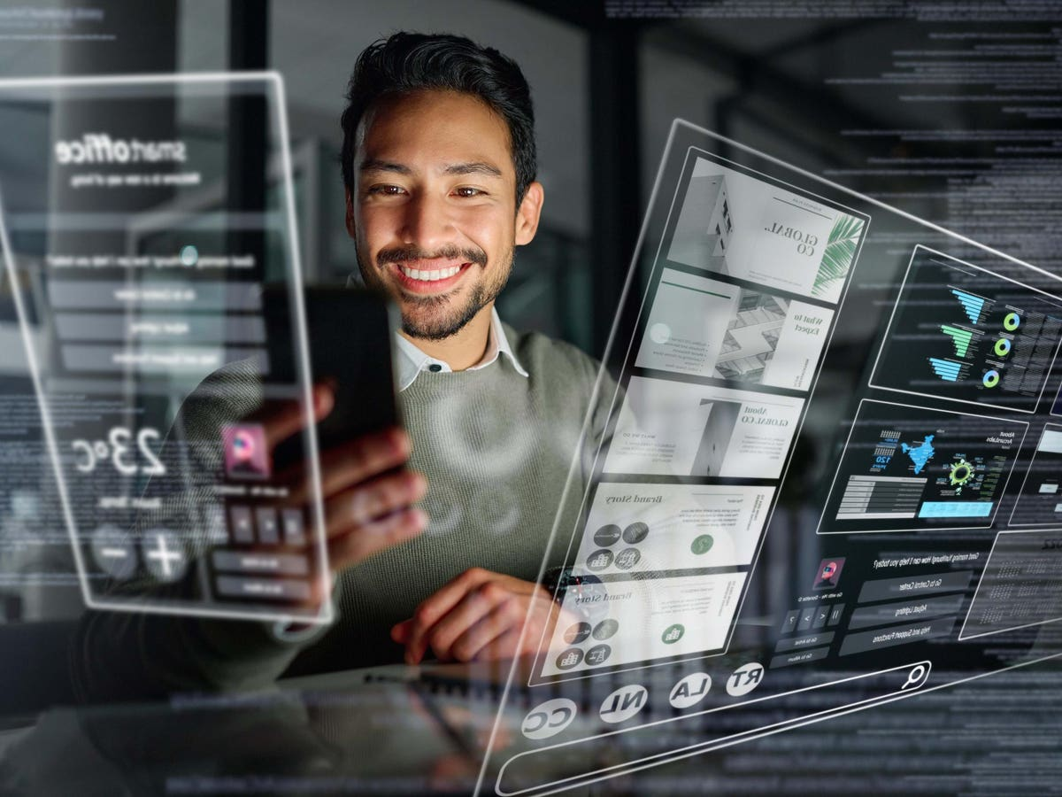 Harnessing the Power of Multi-Agentic AI – A New Prompting Paradigm