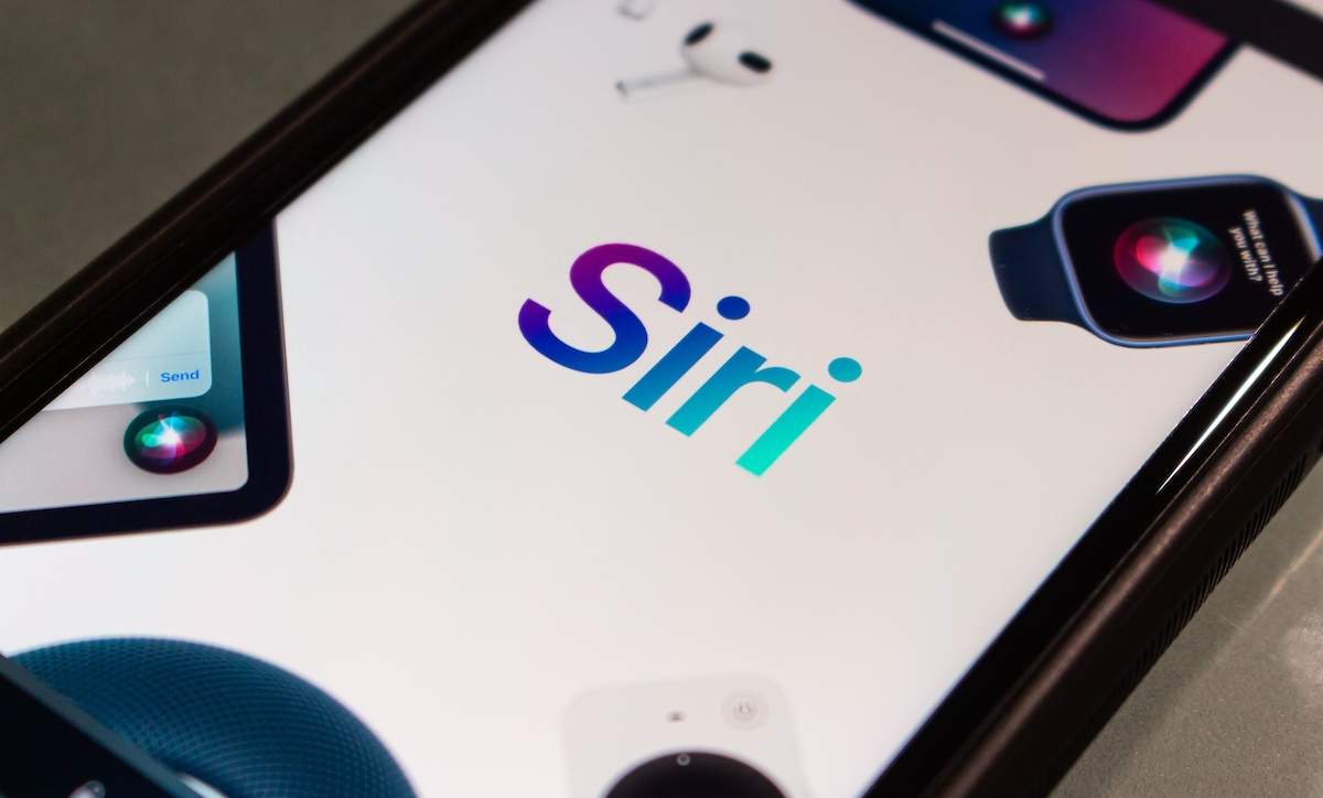 Apple’s Siri Struggles to Keep Up in the AI Race