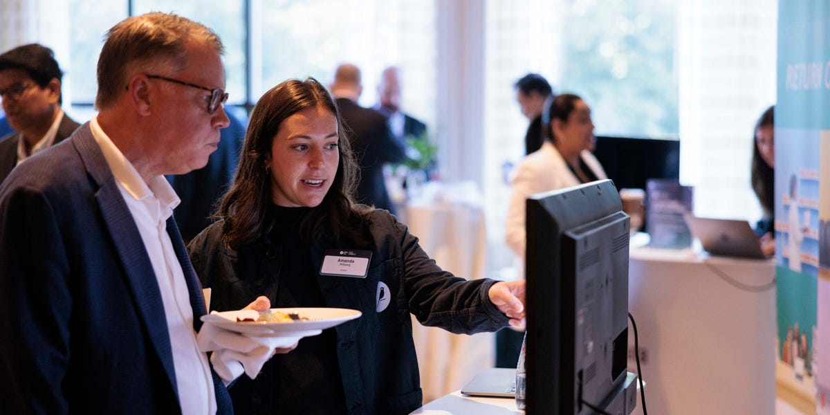 CEOs on Edge – AI’s Role in Job Security and Business Strategy