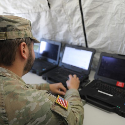 Army Embraces AI to Boost Productivity and Cut Cloud Costs
