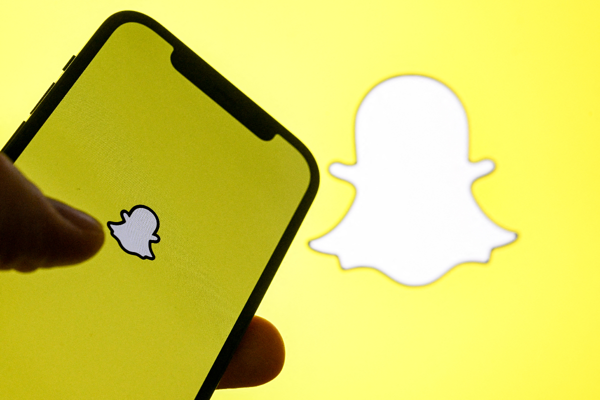 Snapchat Launches Engaging Sponsored AI Lenses for Brands
