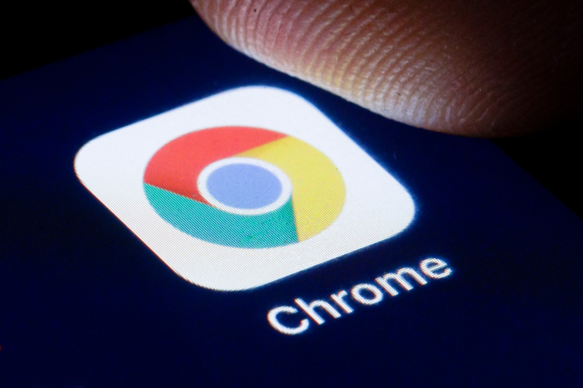 Google Boosts Chrome with AI to Combat Online Scams