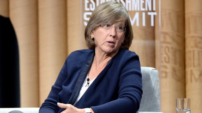 AI Race – US Giants Face Pressure from Cheaper Rivals