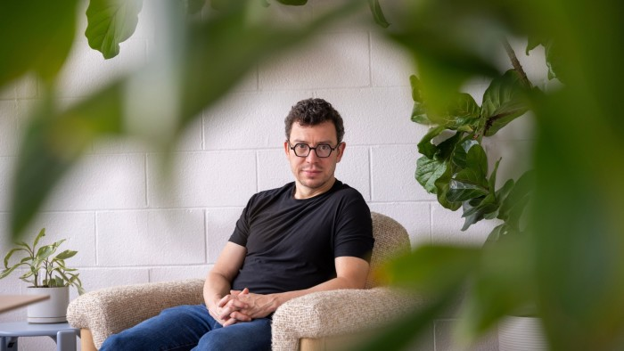 Is Duolingo’s CEO Luis von Ahn at Risk from AI Disruption?