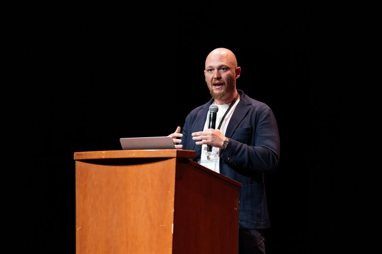 Revolutionizing Software Development – The Rise of Vibe Coding