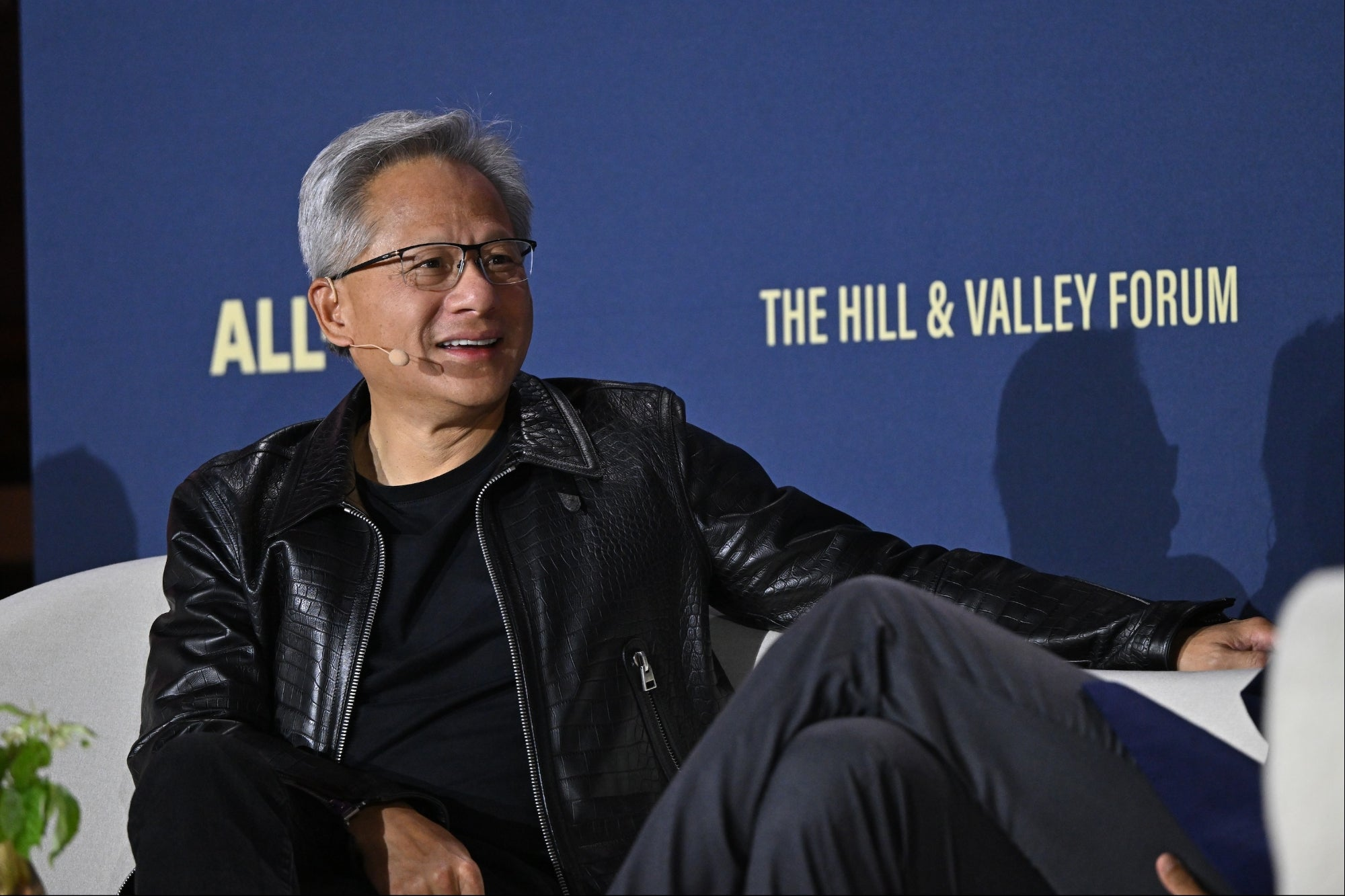 AI Revolution – Jensen Huang Predicts a Millionaire Boom