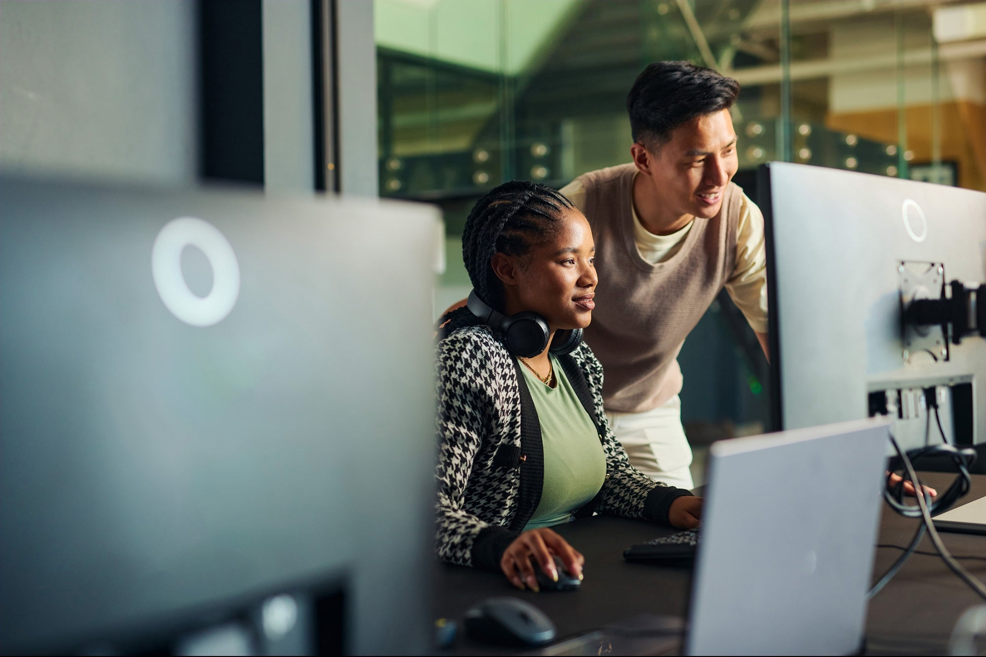 The Key to AI Success – People Who Know How to Use It